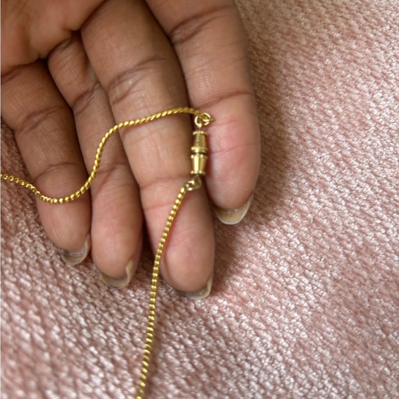 Unique gold loop pendant necklace - Picture 4 of 5